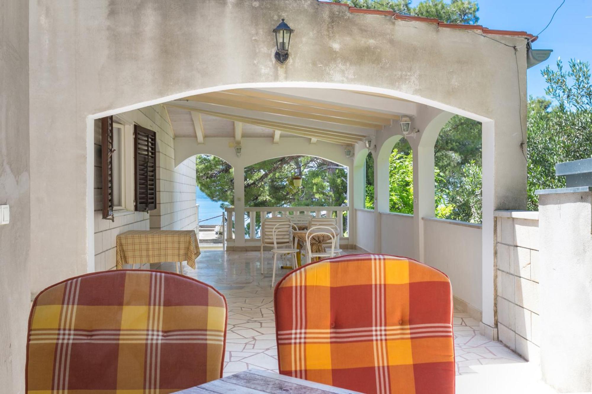 Apartments By The Sea Brela, Makarska - 18356 Exterior foto
