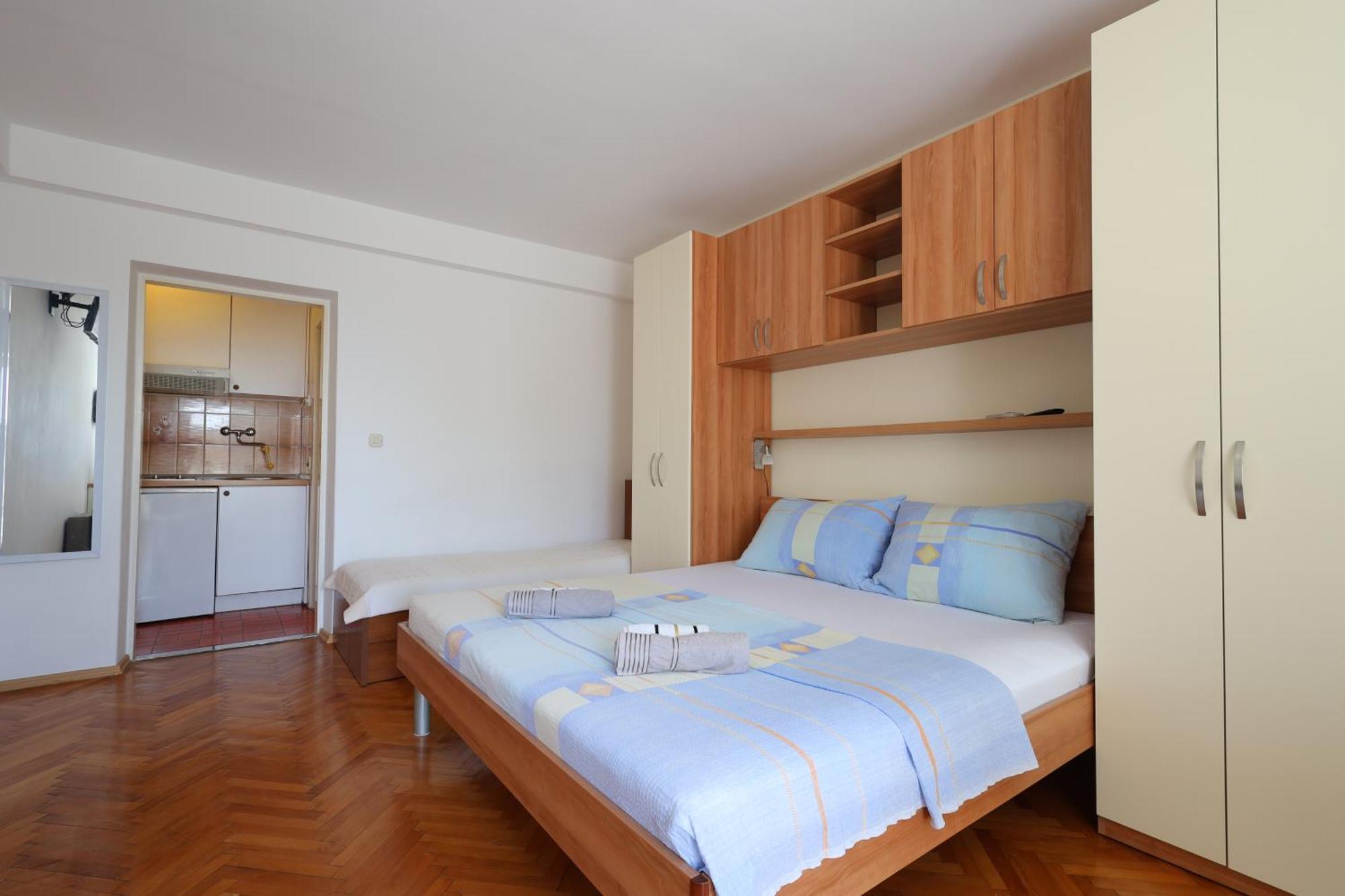 Apartments By The Sea Brela, Makarska - 18356 Quarto foto