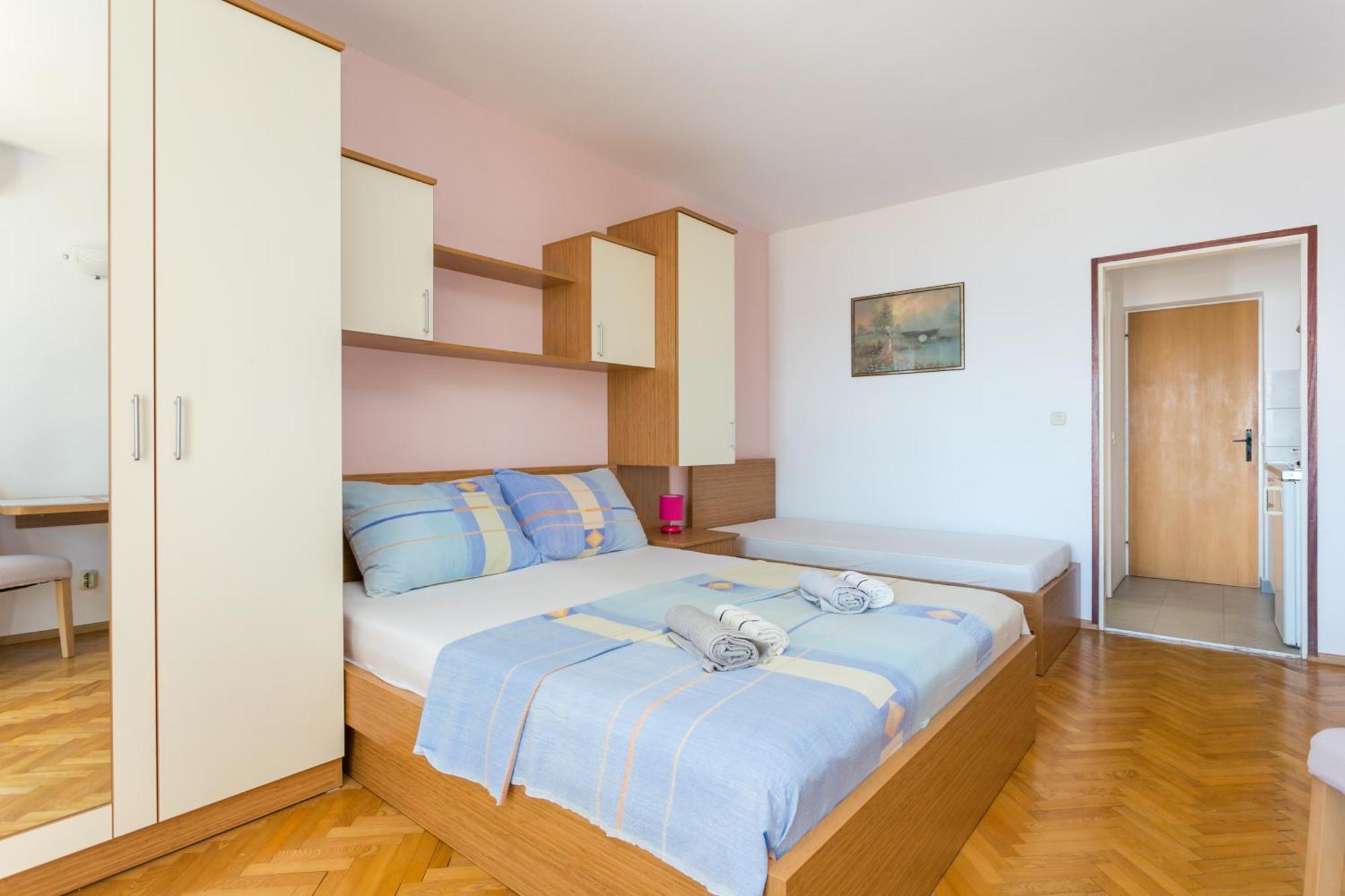 Apartments By The Sea Brela, Makarska - 18356 Quarto foto