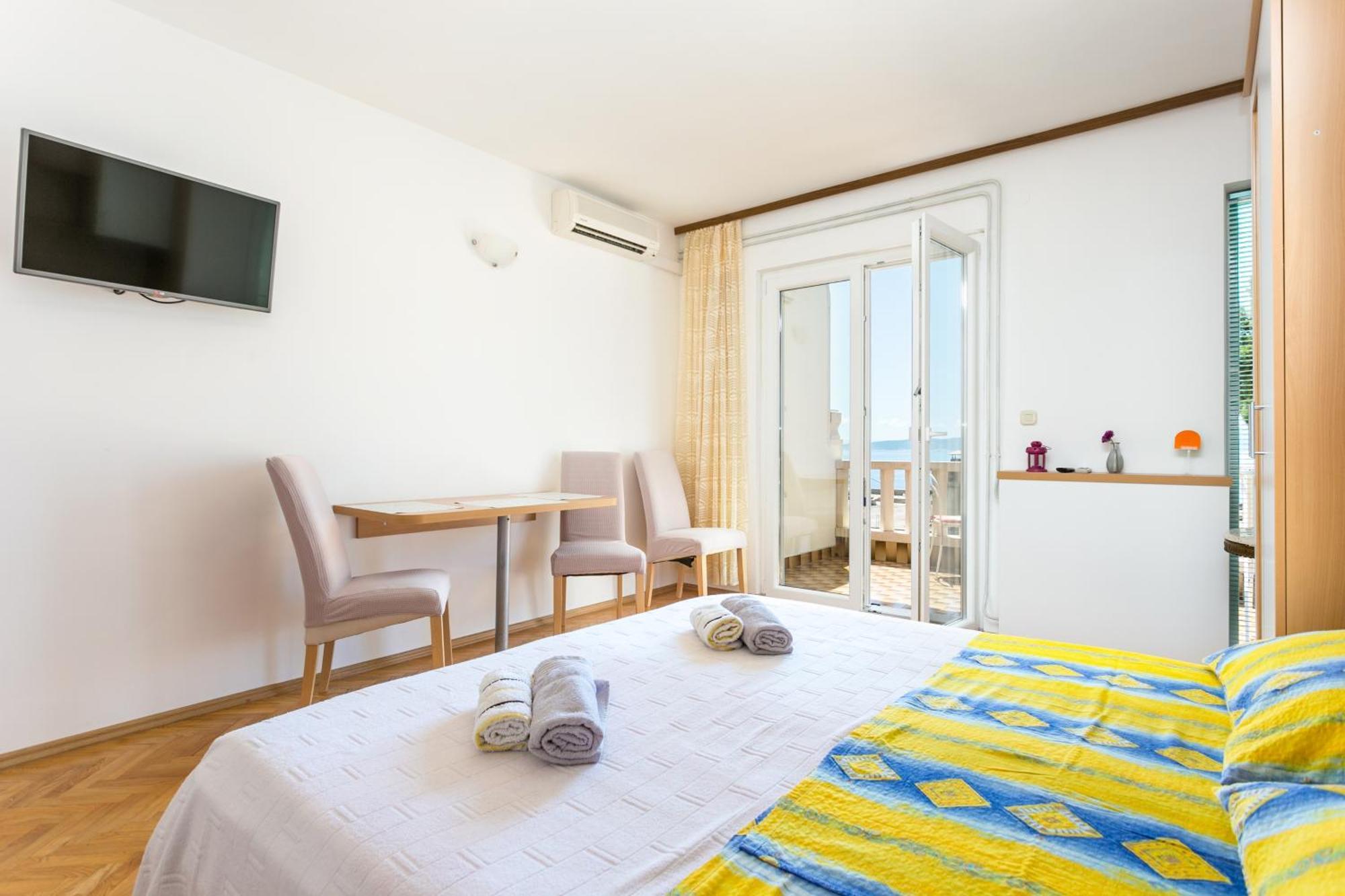Apartments By The Sea Brela, Makarska - 18356 Quarto foto